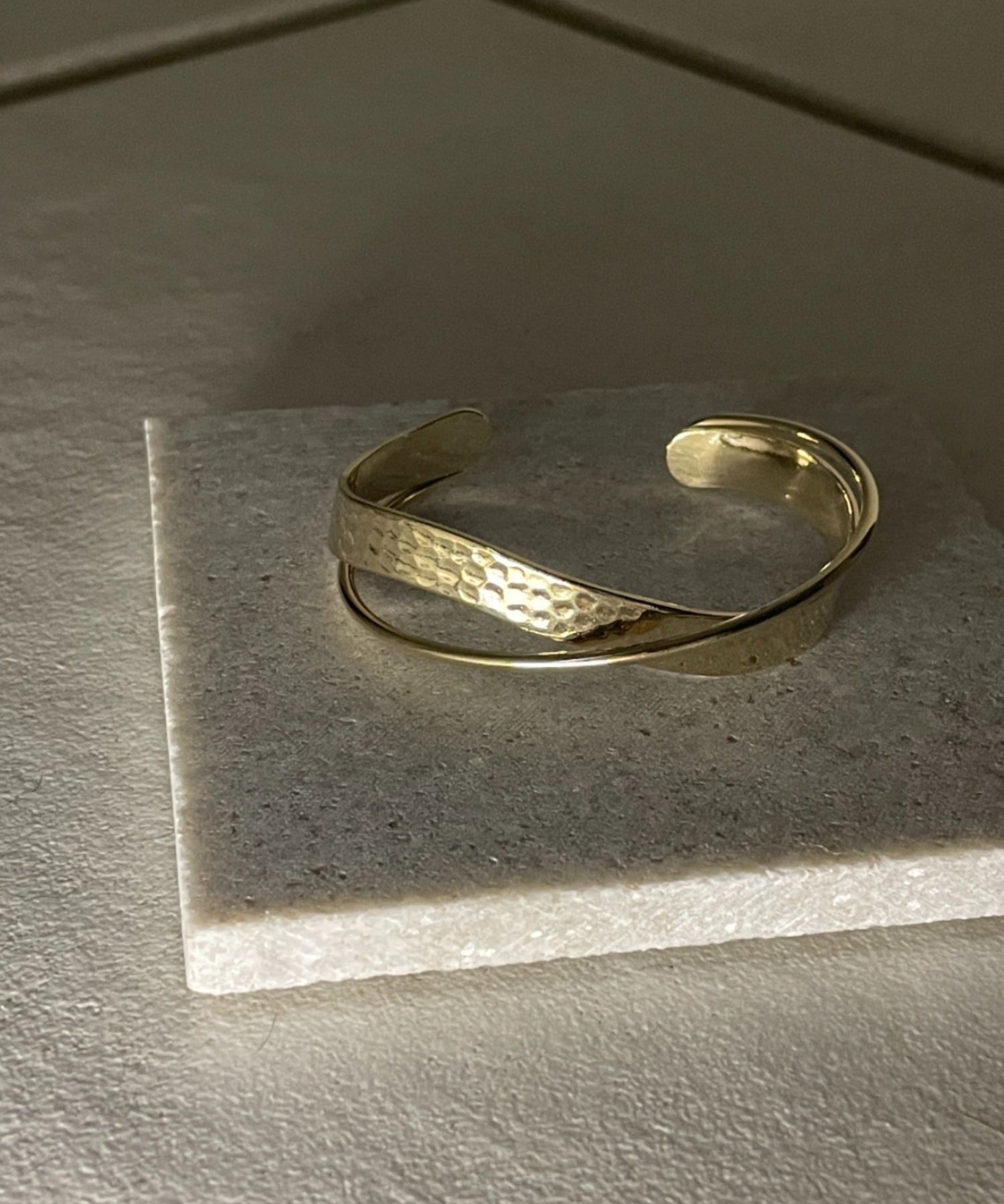 ciite' シーテ ブレスレット カーブ バングル