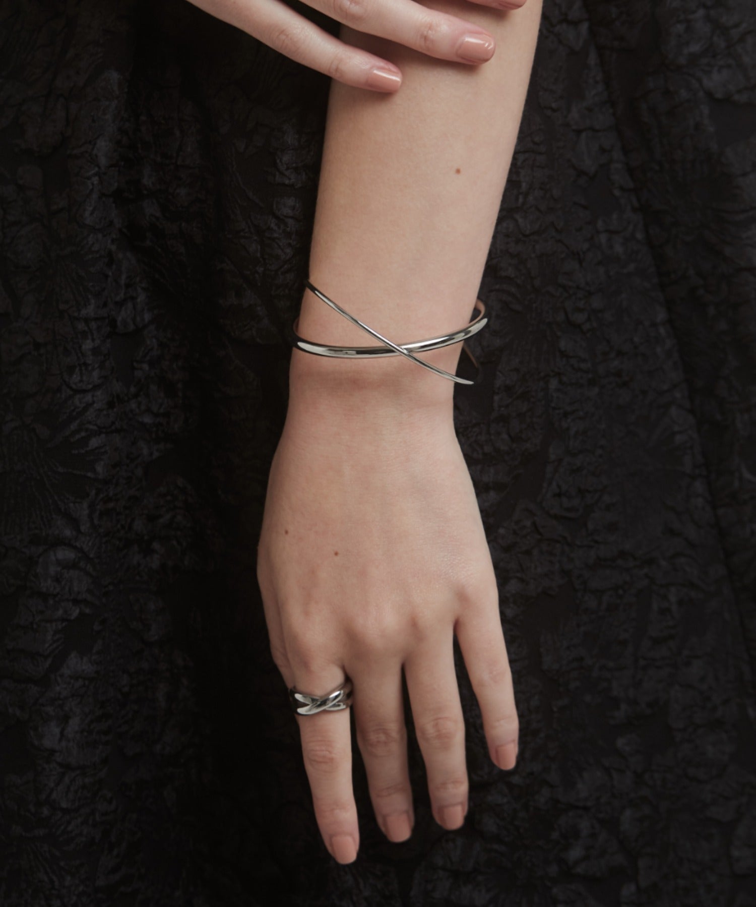 ciite' シーテ ブレスレット 【 金属アレルギー対応 】 クロスバングル サージカルステンレス