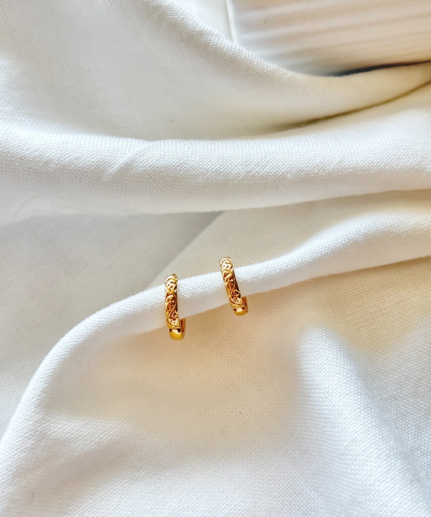 ciite' シーテ ピアス（両耳用） ニュアンス ミニフープピアス（両耳用）