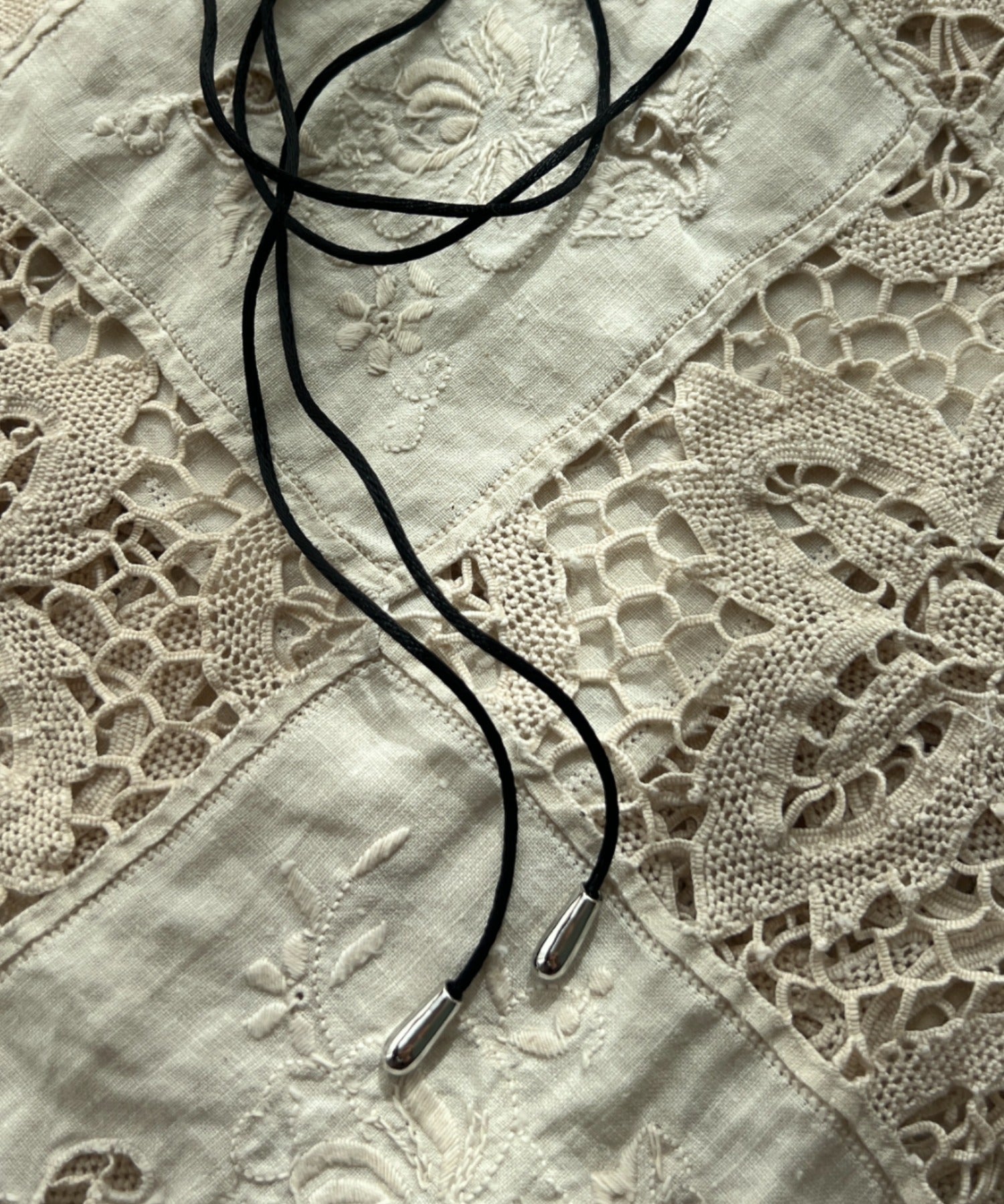 ciite' シーテ チョーカー シンプルコードチョーカー