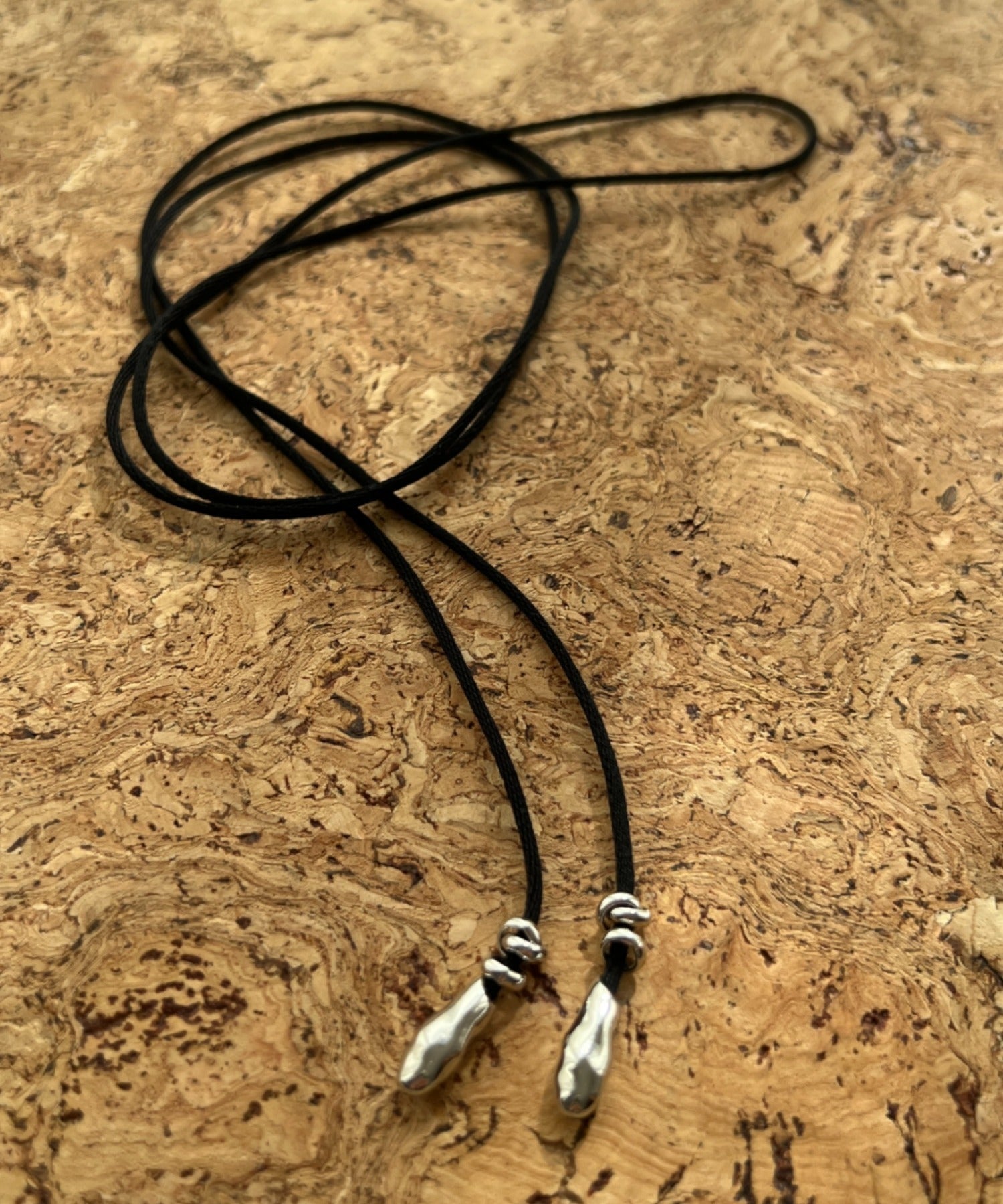 ciite' シーテ チョーカー シンプルコードチョーカー