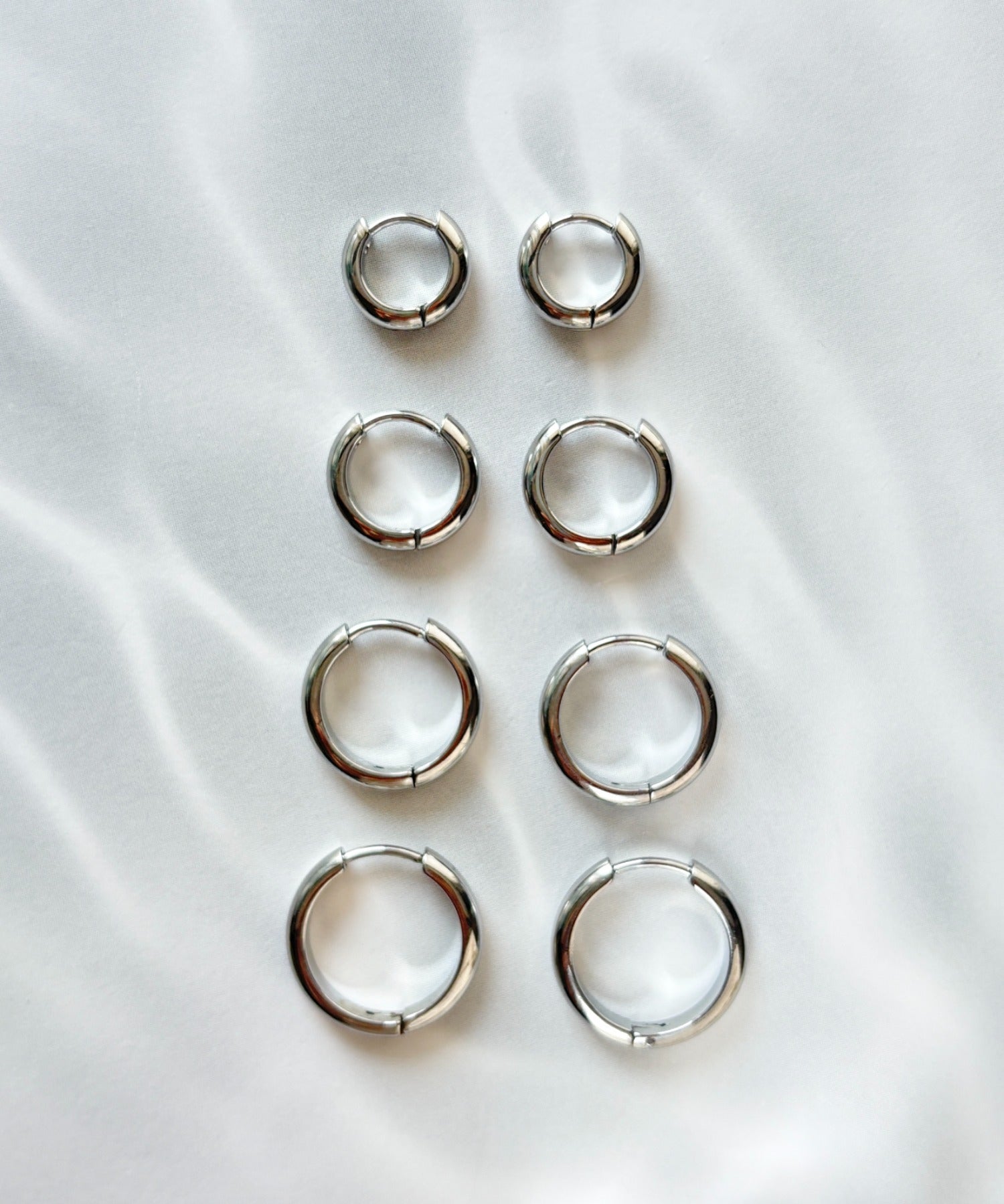 ciite' シーテ ピアス（両耳用） 【 金属アレルギー対応 】 4サイズ展開 シンプルフープピアス サージカルステンレス（両耳用）