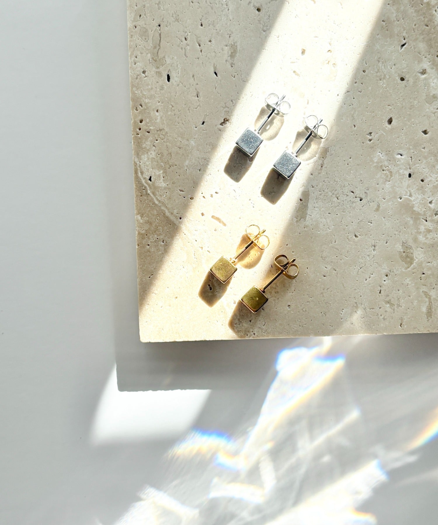 ciite' シーテ ピアス（両耳用） 【金属アレルギー対応】シンプルスクエア ピアス