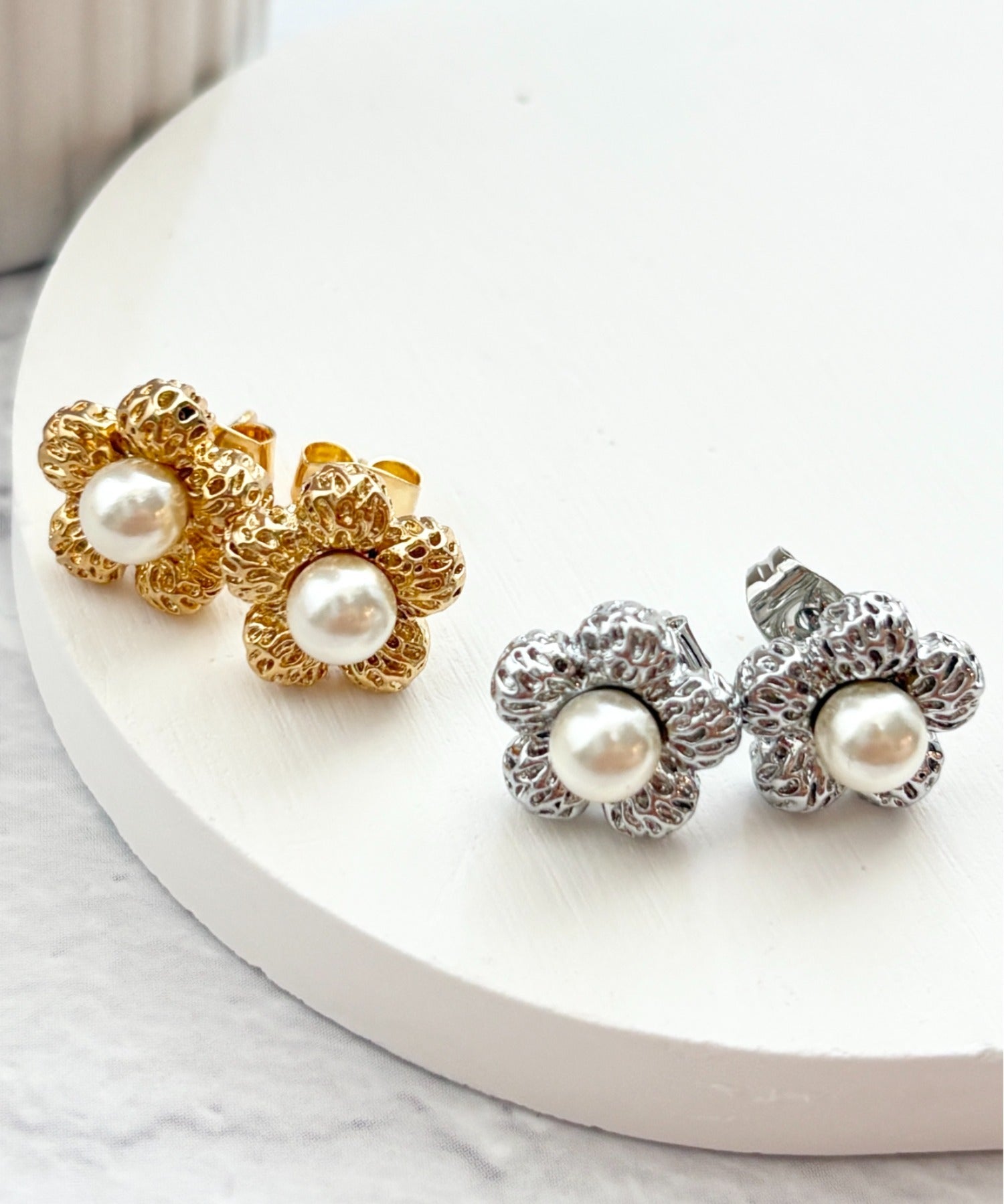 ciite' シーテ ピアス（両耳用） パール フラワーピアス（両耳用）