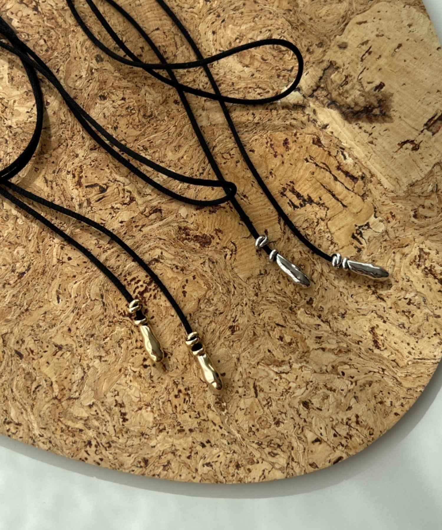 ciite' シーテ チョーカー シンプルコードチョーカー