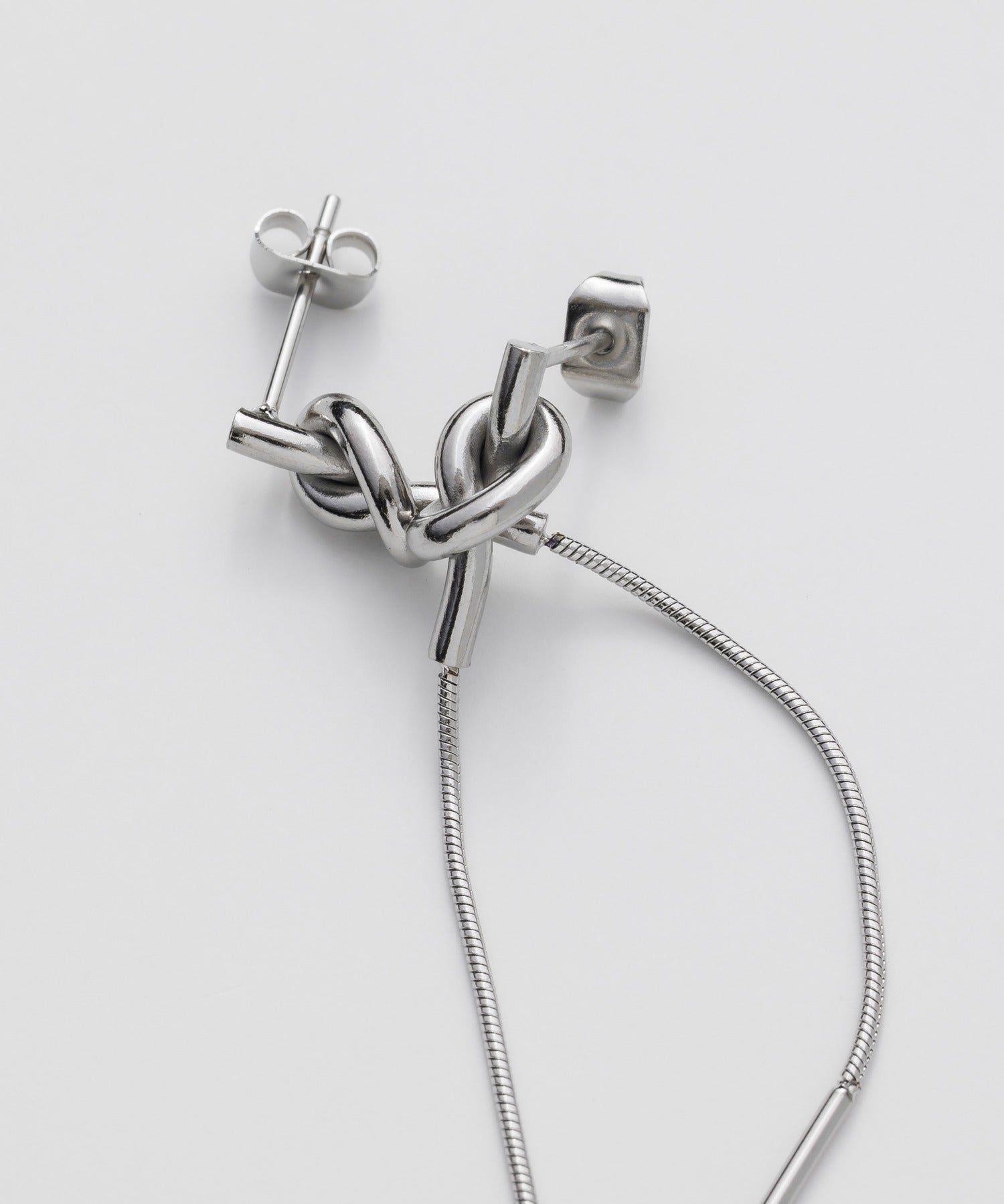 ciite' シーテ ピアス（両耳用） 【 金属アレルギー対応 】 ノットチェーンピアス サージカルステンレス (両耳用)