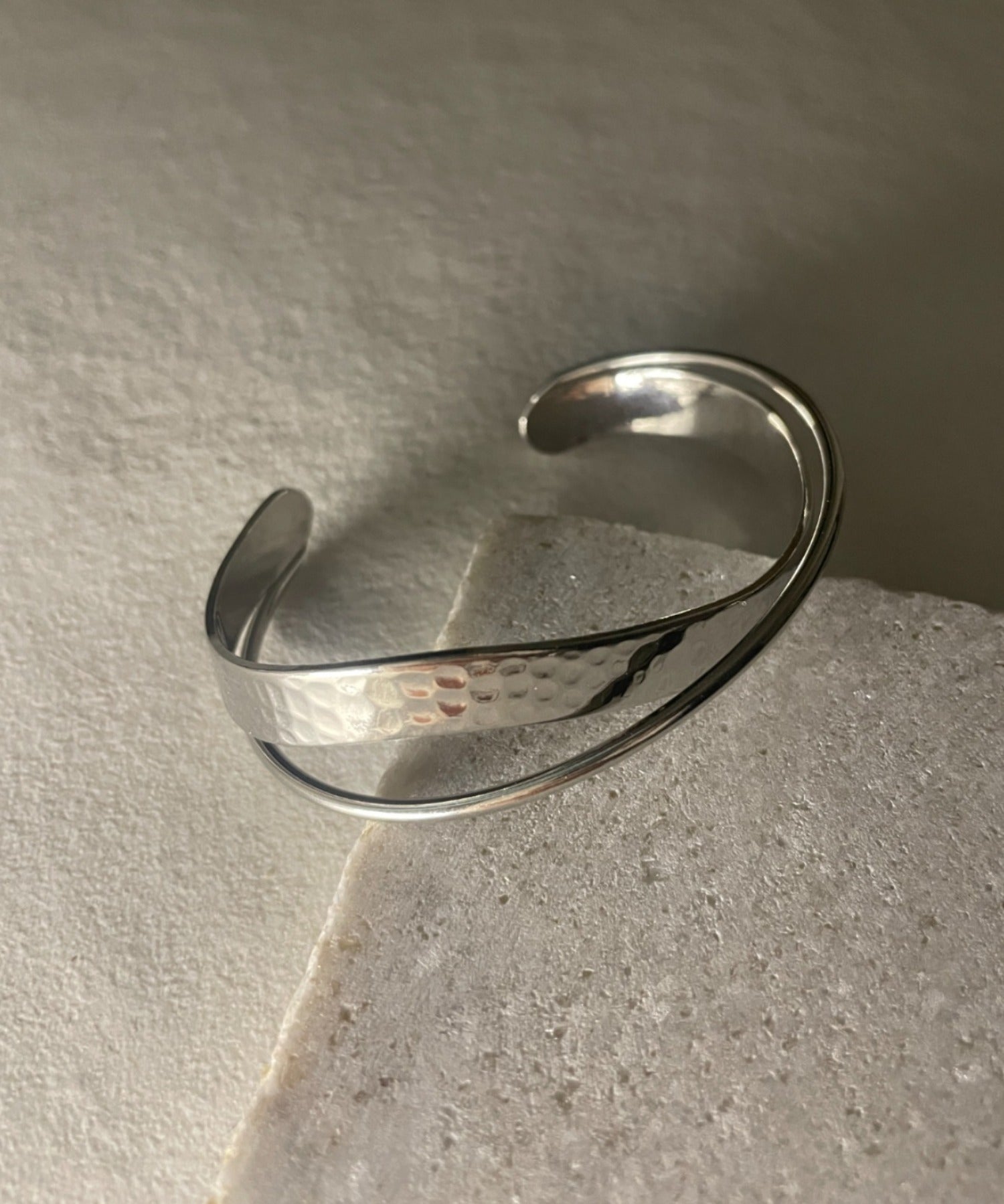 ciite' シーテ ブレスレット カーブ バングル