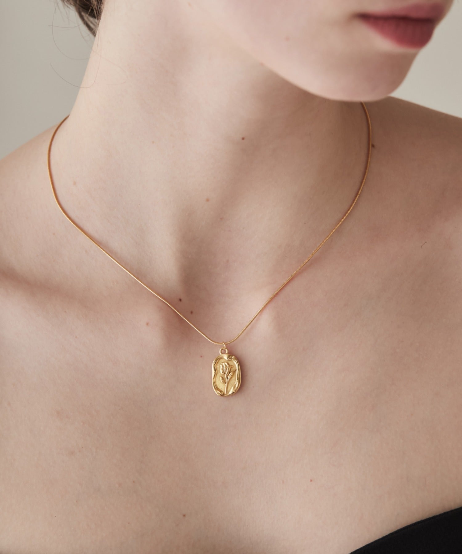 ciite' シーテ ネックレス 【 金属アレルギー対応 】 フラワーモチーフペンダント ネックレス サージカルステンレス