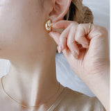 ぷっくりシンプルイヤリング  (両耳用)