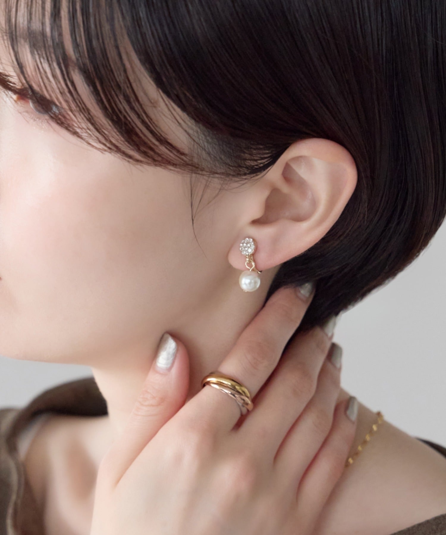 ciite' シーテ イヤリング シリコン付 デザインビジューパール イヤリング