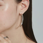 ciite' シーテ ピアス（両耳用） 大ぶり立体オーバルフープピアス (両耳用)