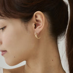 ciite' シーテ ピアス（両耳用） トライアングル ビジューピアス（両耳用）