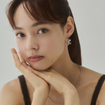 ciite' シーテ ピアス（両耳用） フラワービジュー フープピアス（両耳用）