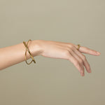 ciite' シーテ ブレスレット 【 金属アレルギー対応 】 クロスバングル サージカルステンレス