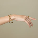 ciite' シーテ ブレスレット 【 金属アレルギー対応 】 クロスバングル サージカルステンレス