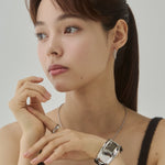 ciite' シーテ ピアス（両耳用） 【 金属アレルギー対応 】ボールモチーフ オーバルフープピアス サージカルステンレス（両耳用）