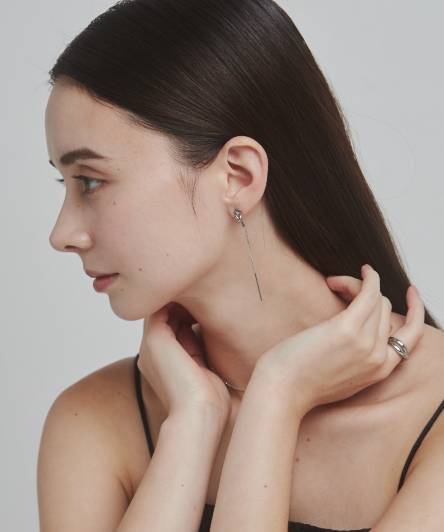 ciite' シーテ ピアス（両耳用） 【 金属アレルギー対応 】 ノットチェーンピアス サージカルステンレス (両耳用)