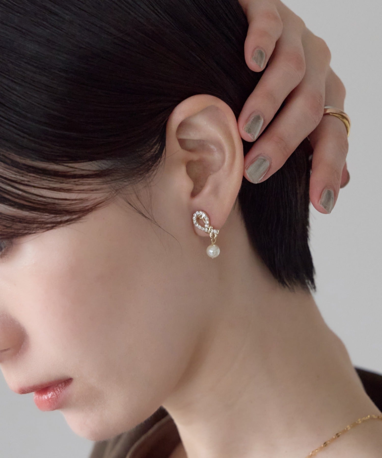 ciite' シーテ イヤリング シリコン付 デザインパールビジュー イヤリング