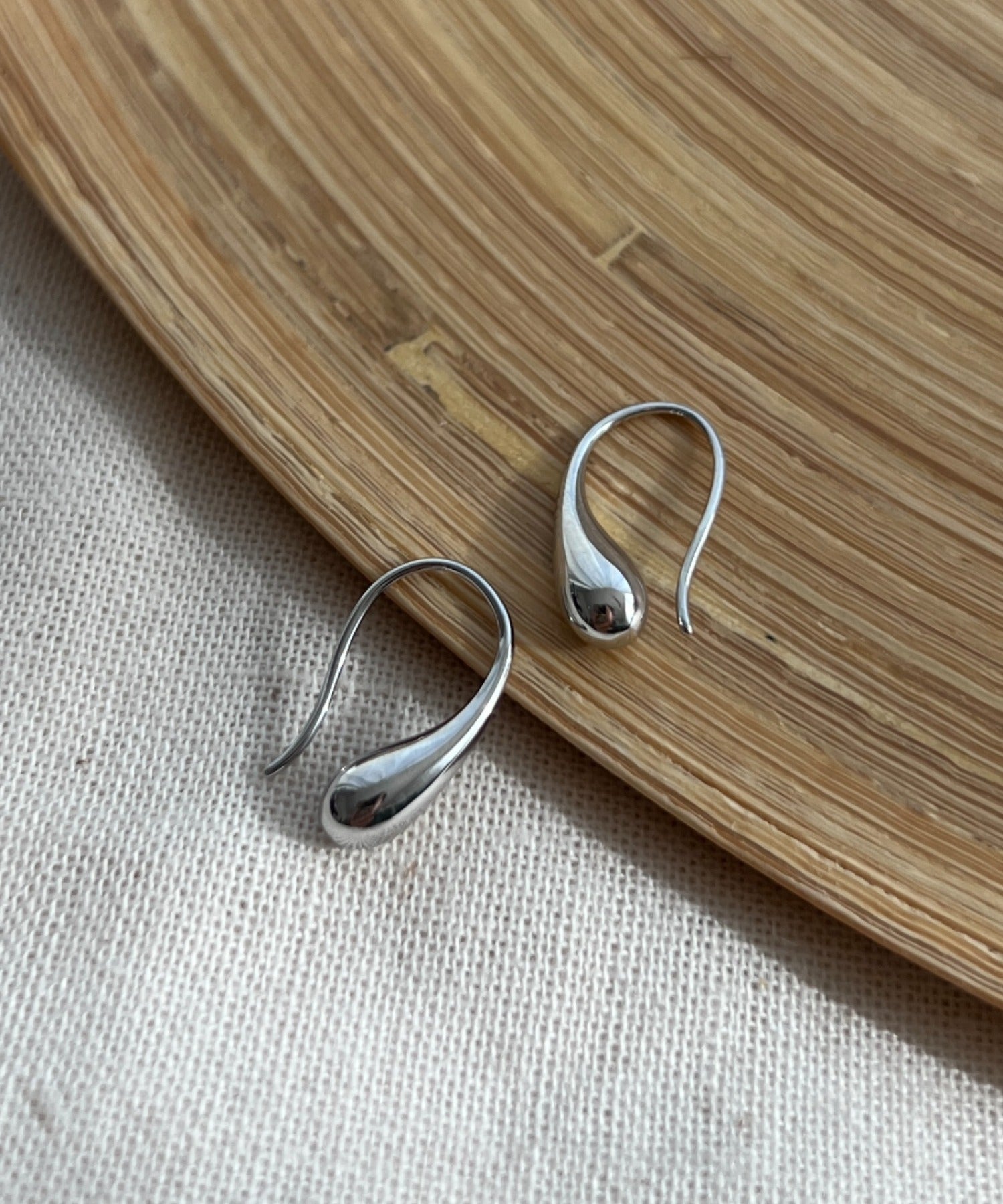 ciite' シーテ ピアス（両耳用） しずくモチーフミニフックピアス (両耳用)