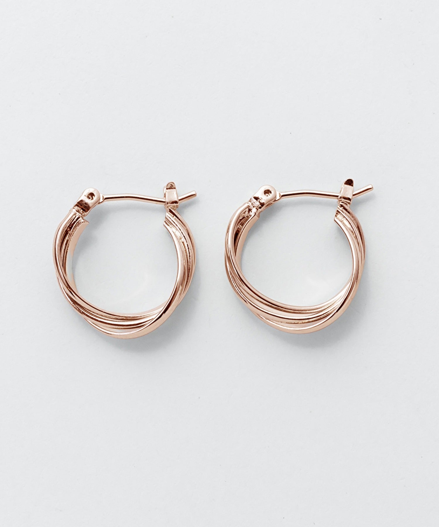 ciite' シーテ ピアス（両耳用） ミニねじれ3連フープピアス (両耳用)