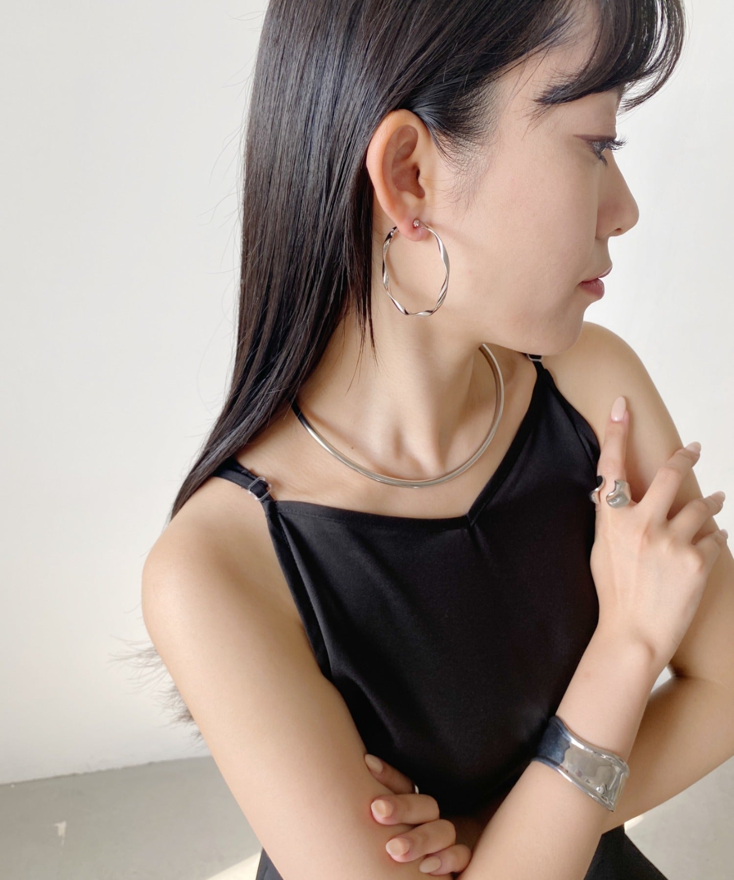 ciite' シーテ イヤリング 【金属アレルギー対応】 ねじれフープイヤリング (両耳用) サージカルステンレス
