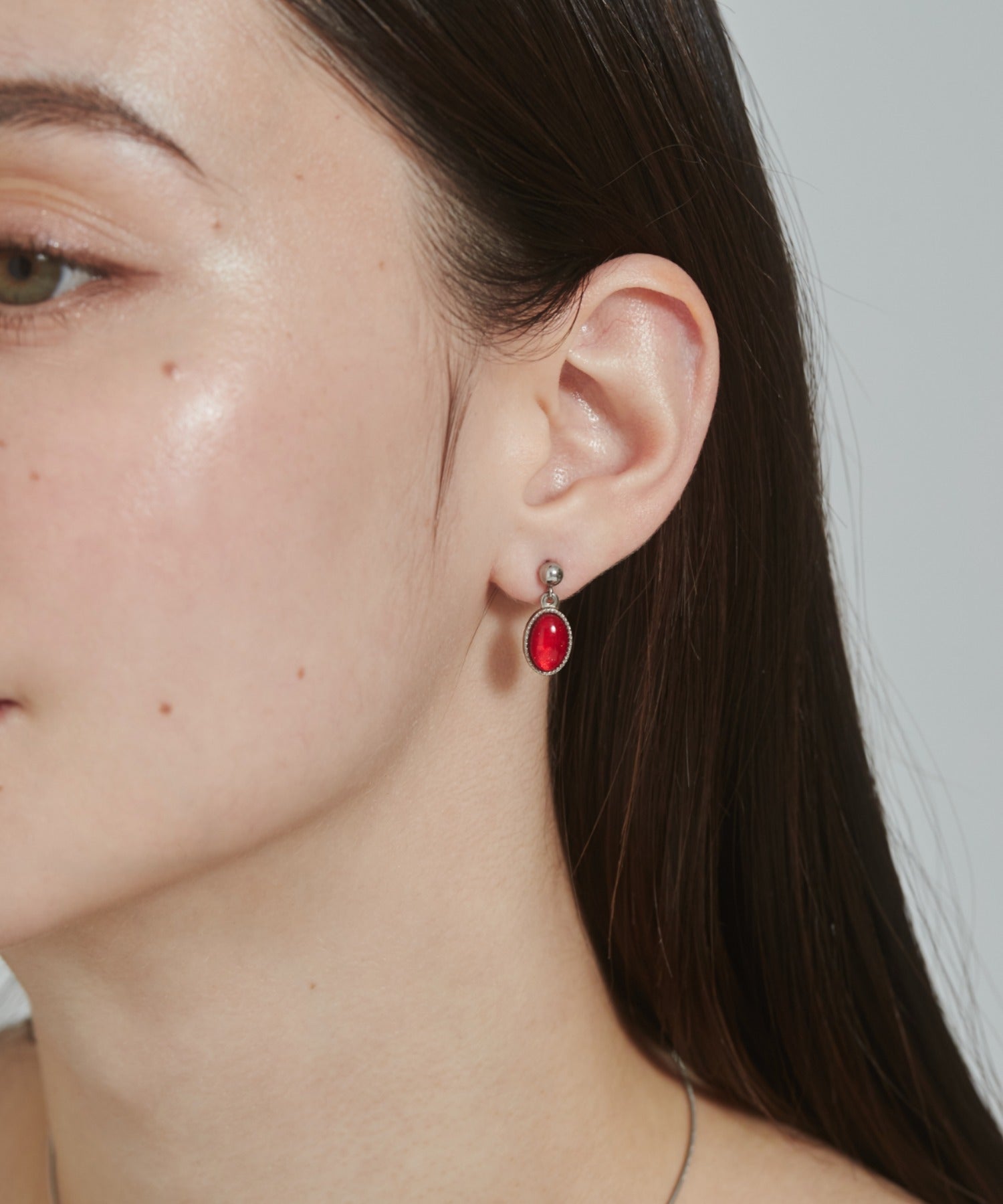 ciite' シーテ ピアス（両耳用） 【 金属アレルギー対応 】 オーバルカラーピアス サージカルステンレス (両耳用) レッド FREE