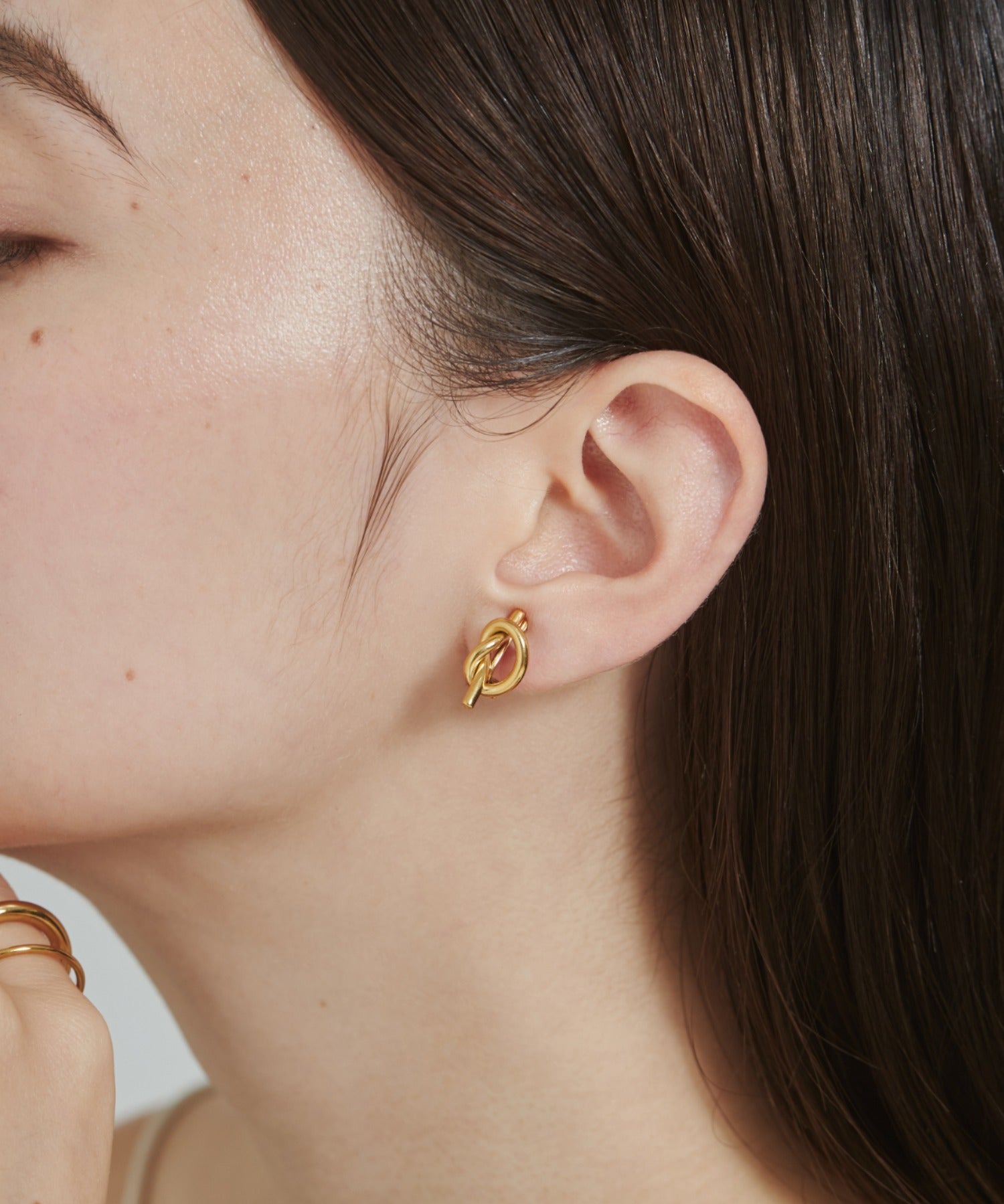 ciite' シーテ イヤリング 【 金属アレルギー対応 】 ノット イヤリング サージカルステンレス (両耳用) ゴールド FREE