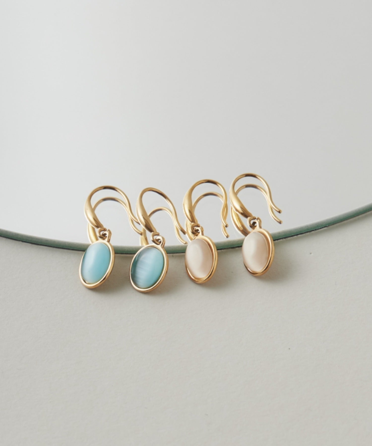 ciite' シーテ ピアス（両耳用） 【 金属アレルギー対応 】 オーバルストーン フックピアス サージカルステンレス (両耳用)