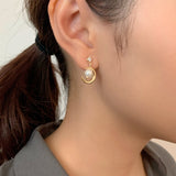 ムーンパールイヤリング (両耳用)