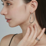 ciite' シーテ ピアス（両耳用） 大ぶり立体オーバルフープピアス (両耳用)