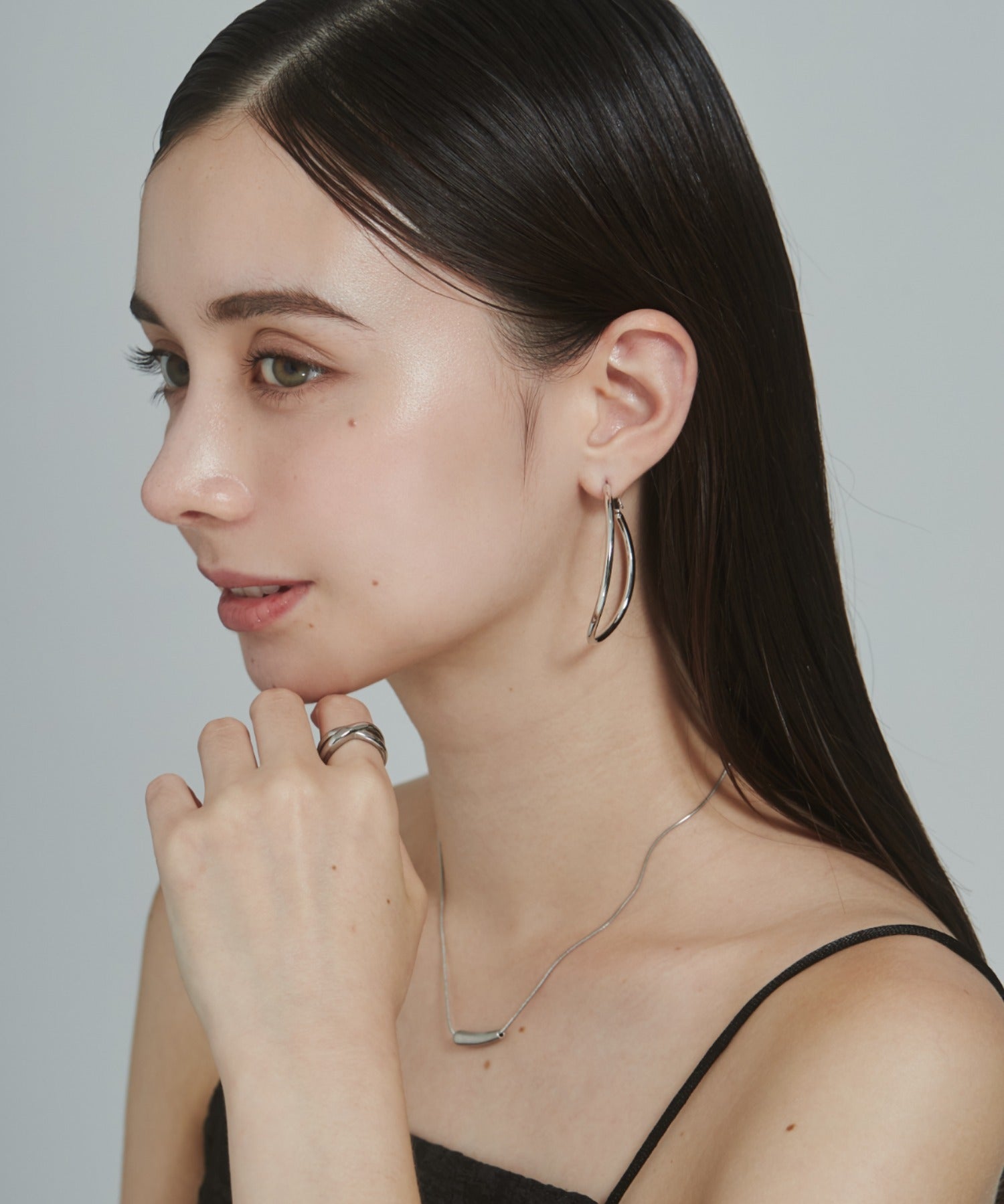 ciite' シーテ ピアス（両耳用） 大ぶり立体オーバルフープピアス (両耳用)