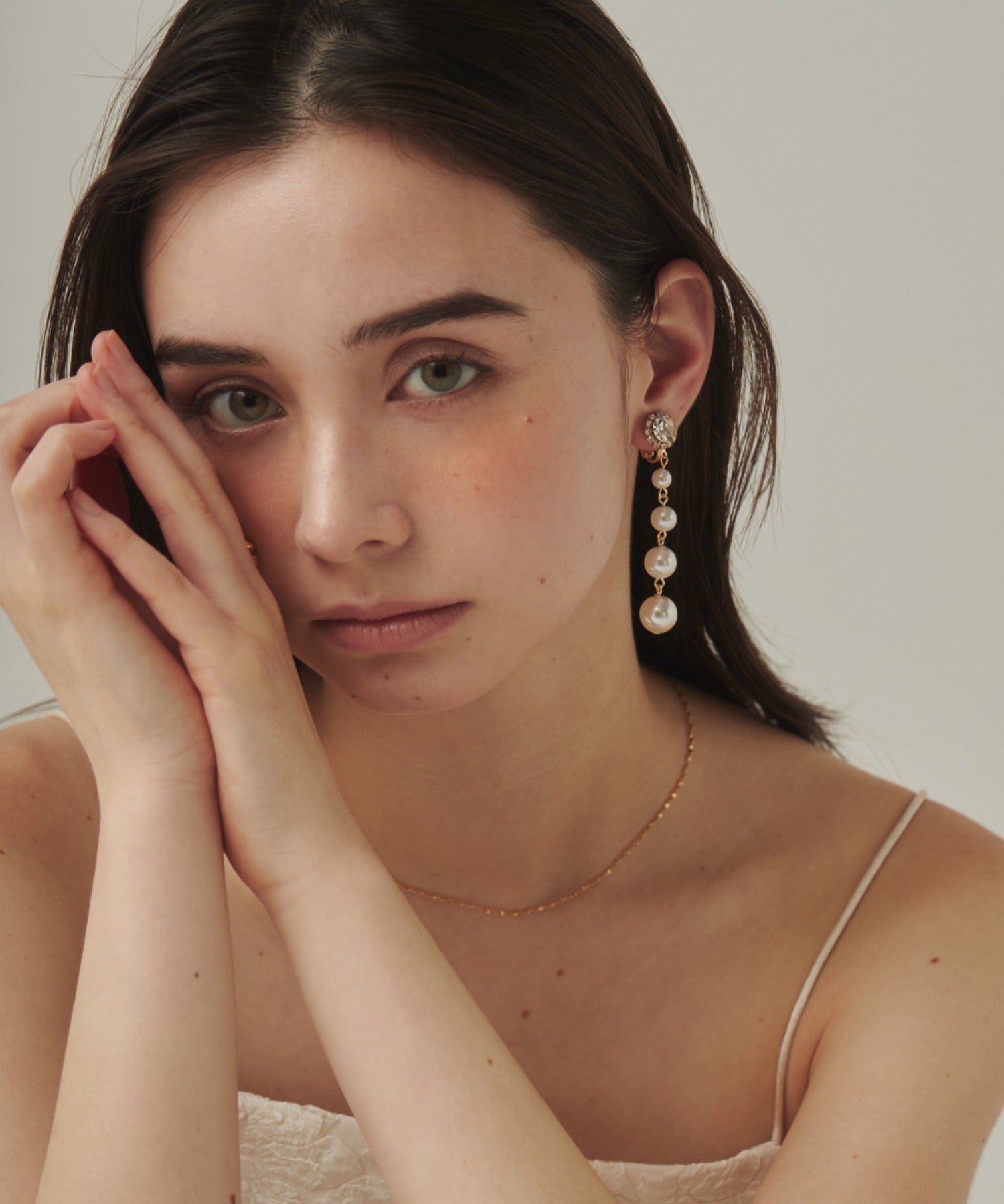 ciite' シーテ イヤリング フロントビジュー 4連パールイヤリング (両耳用)