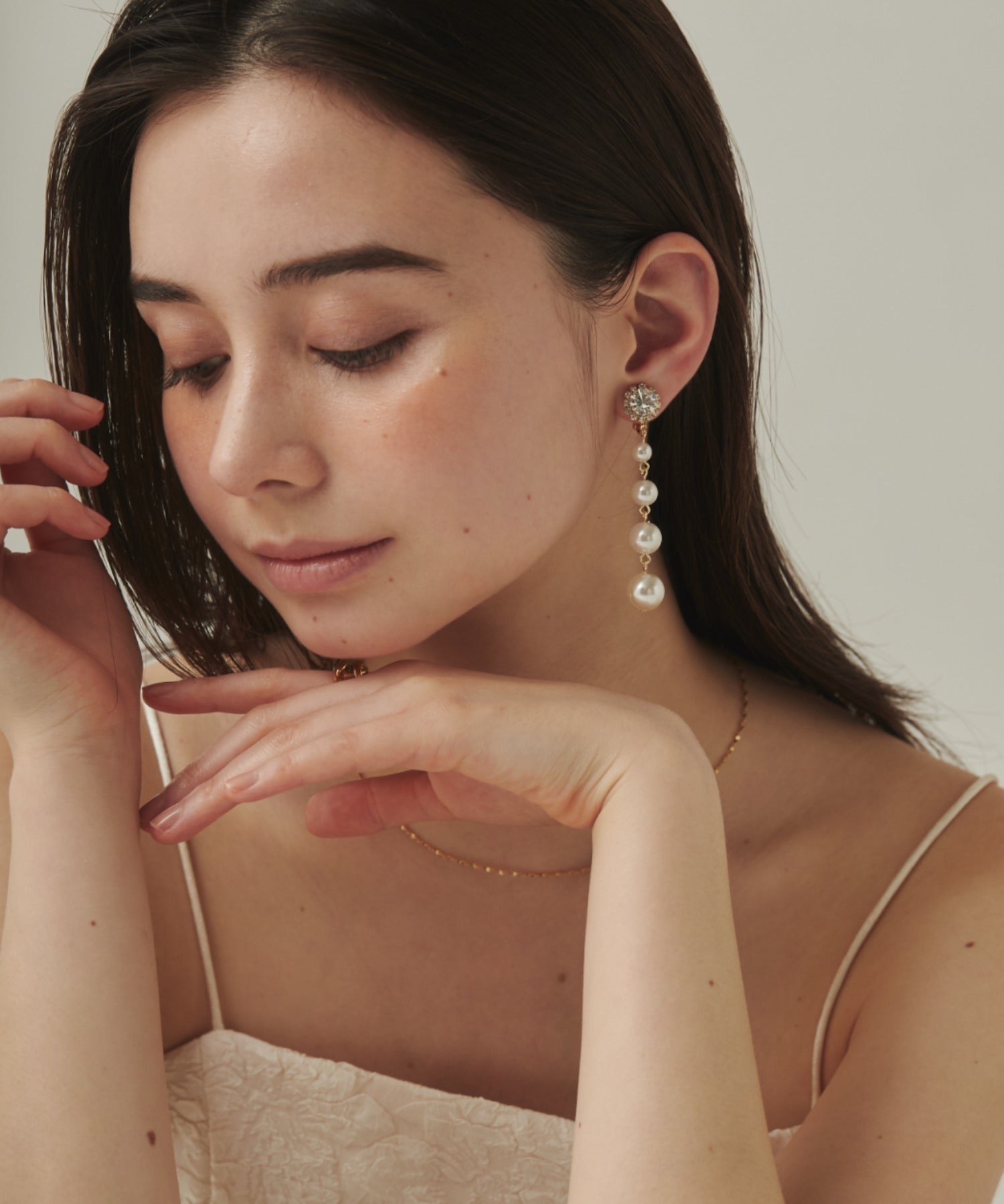 ciite' シーテ イヤリング フロントビジュー 4連パールイヤリング (両耳用)