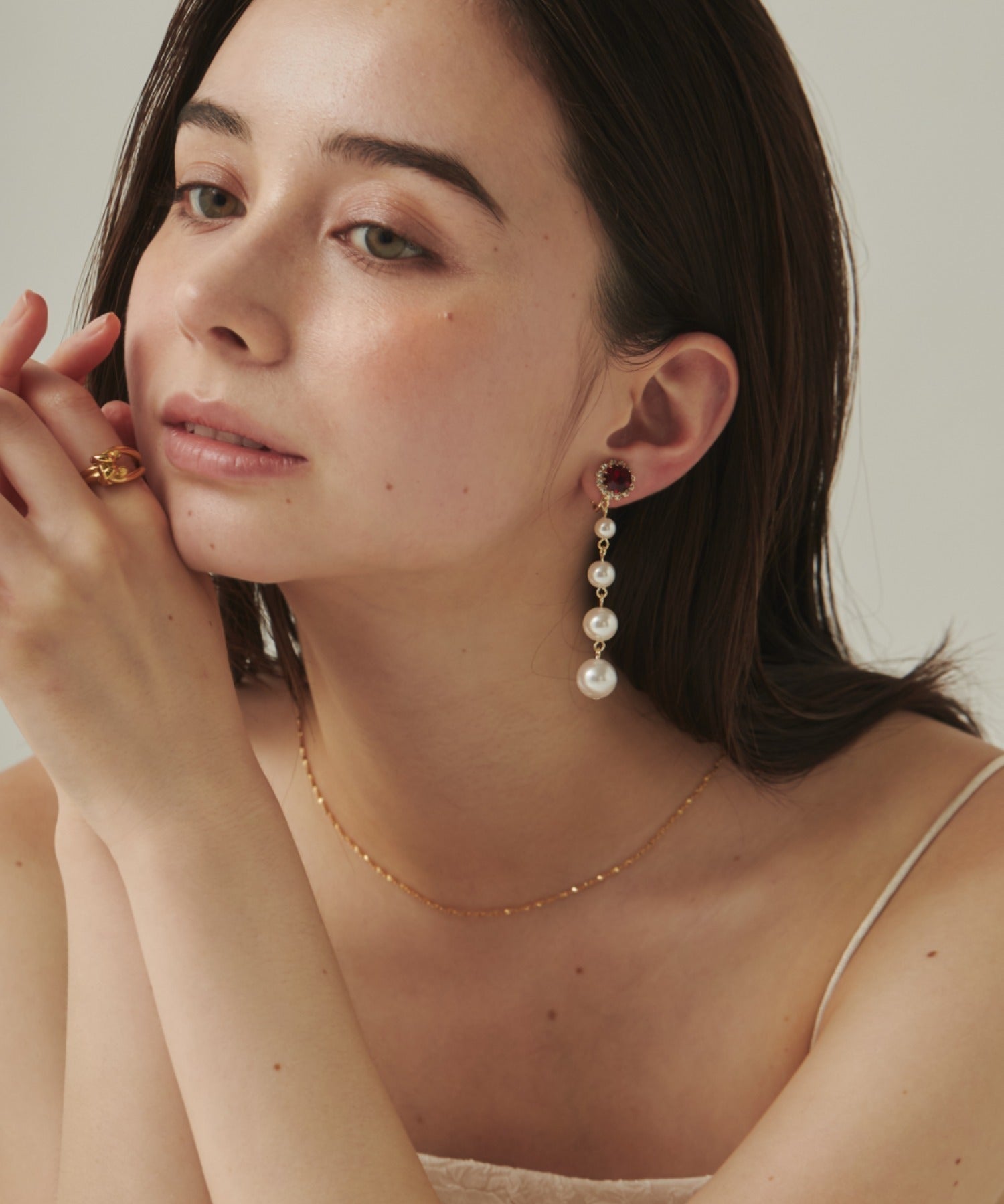 ciite' シーテ イヤリング フロントビジュー 4連パールイヤリング (両耳用)