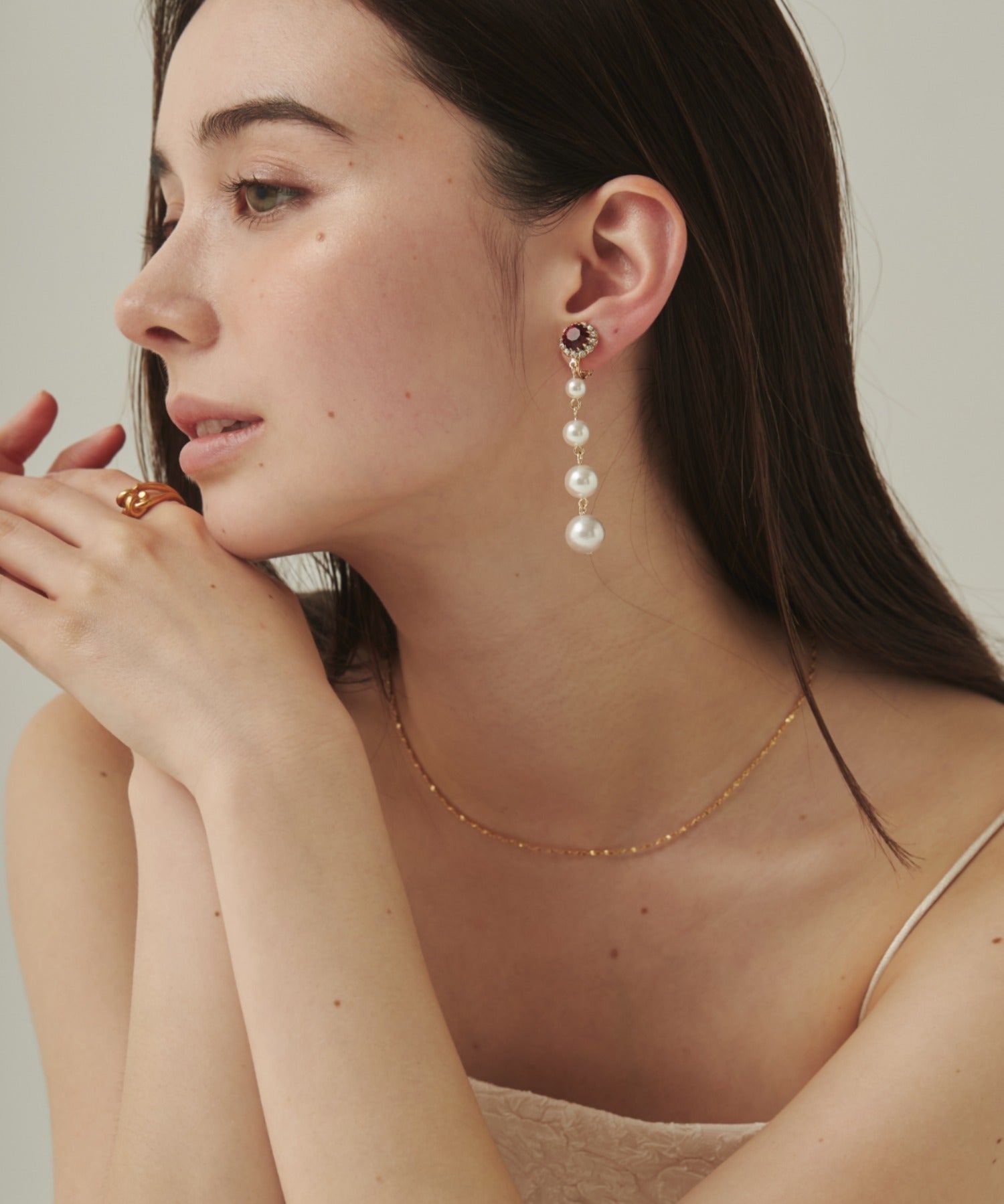 ciite' シーテ イヤリング フロントビジュー 4連パールイヤリング (両耳用)