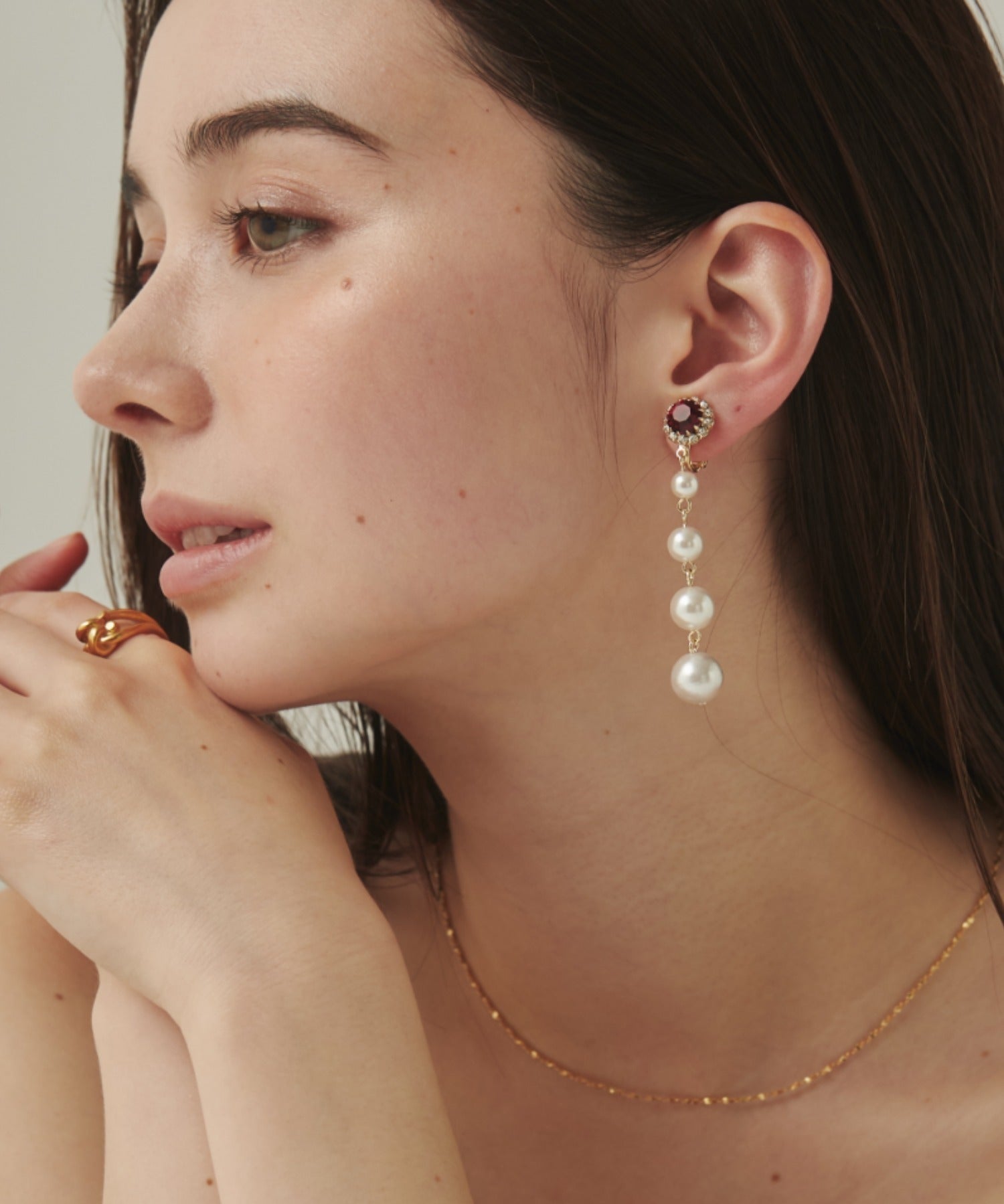 ciite' シーテ イヤリング フロントビジュー 4連パールイヤリング (両耳用)