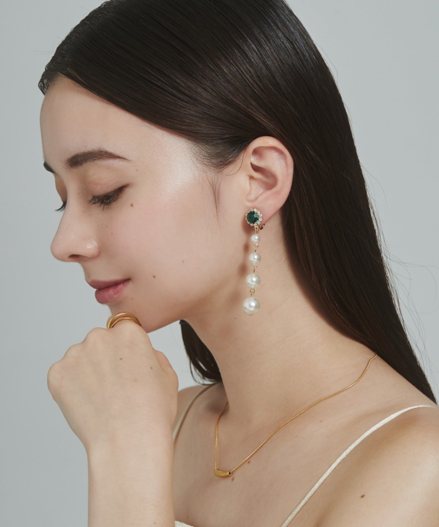 ciite' シーテ イヤリング フロントビジュー 4連パールイヤリング (両耳用)