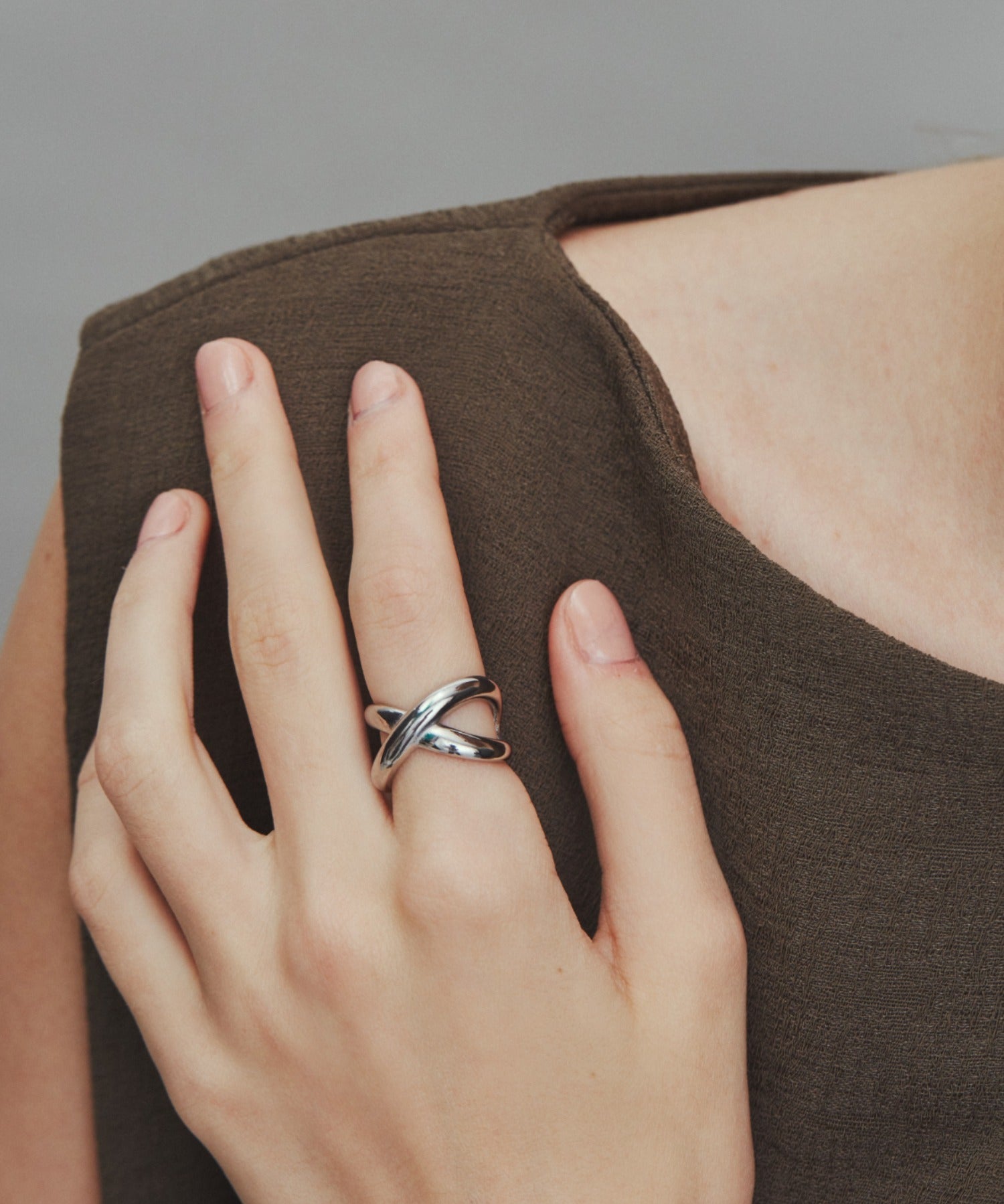 ciite' シーテ リング 【 金属アレルギー対応 】 ビッグクロスリング サージカルステンレス シルバー