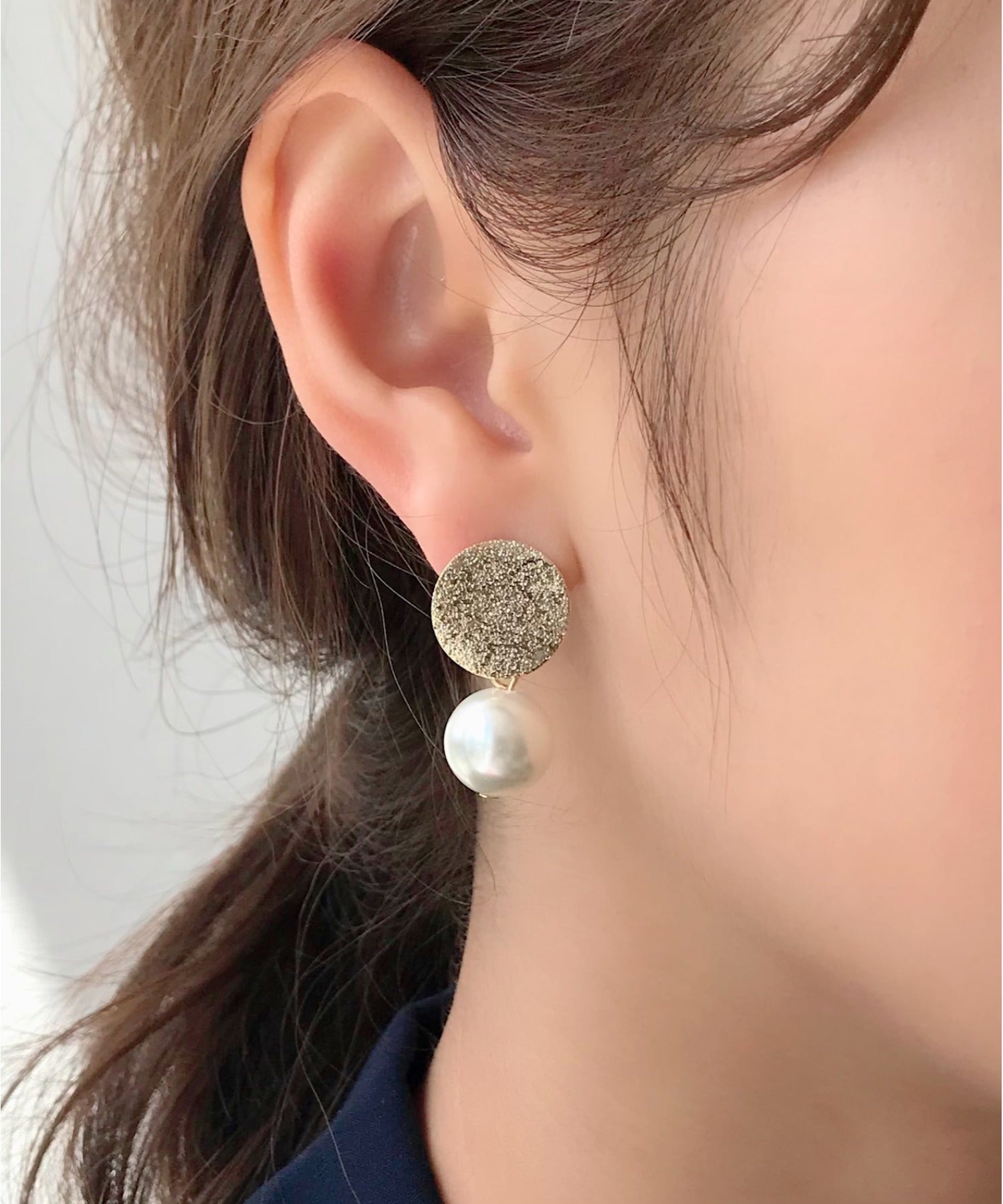 ciite' シーテ ピアス（両耳用） 梨地プレート × パールピアス (両耳用) ゴールド FREE