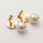 ciite' シーテ ピアス（両耳用） 梨地プレート × パールピアス (両耳用)