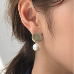 ciite' シーテ ピアス（両耳用） 梨地プレート × パールピアス (両耳用)