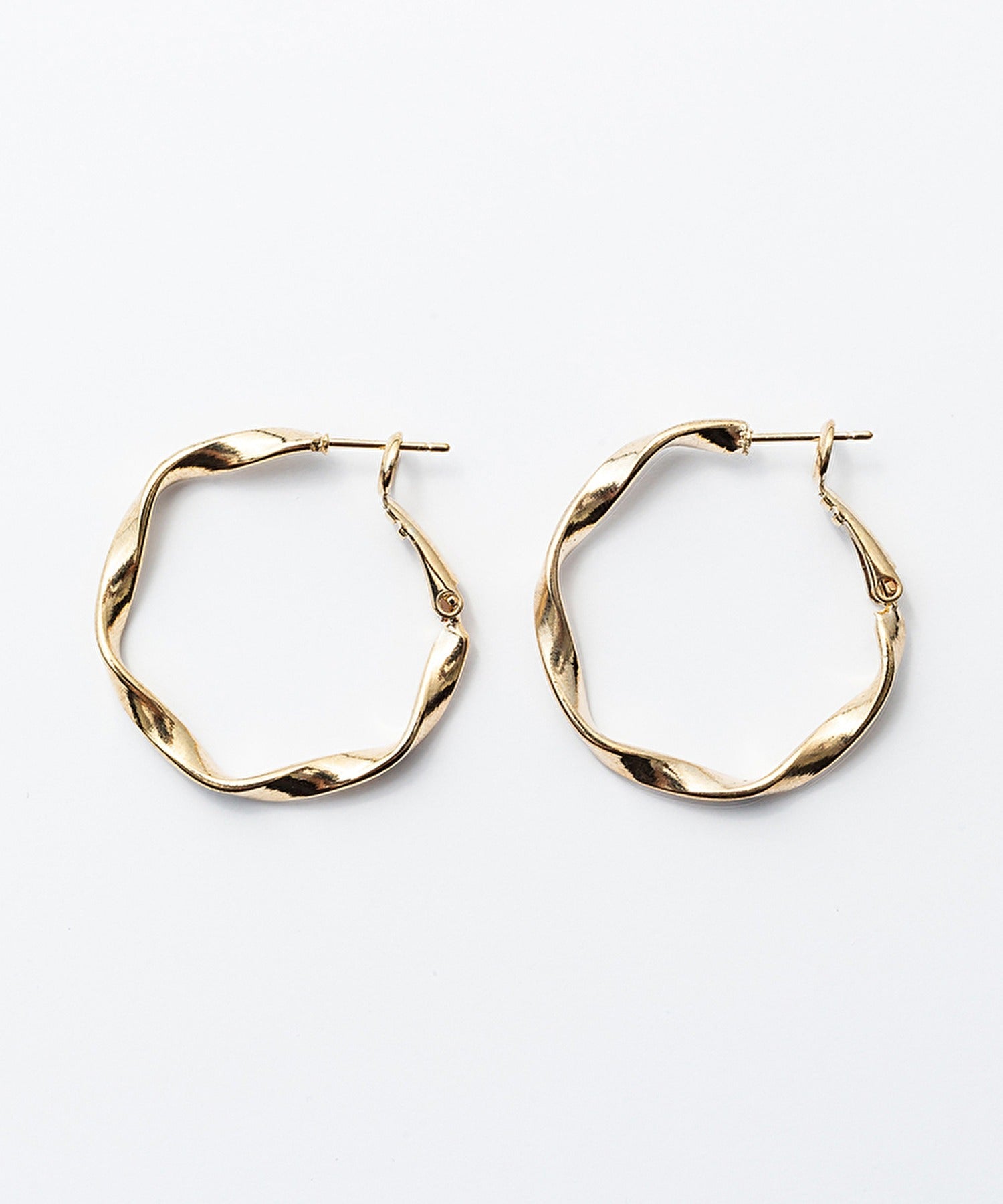 ciite' シーテ ピアス（両耳用） ねじりフープピアス (両耳用)