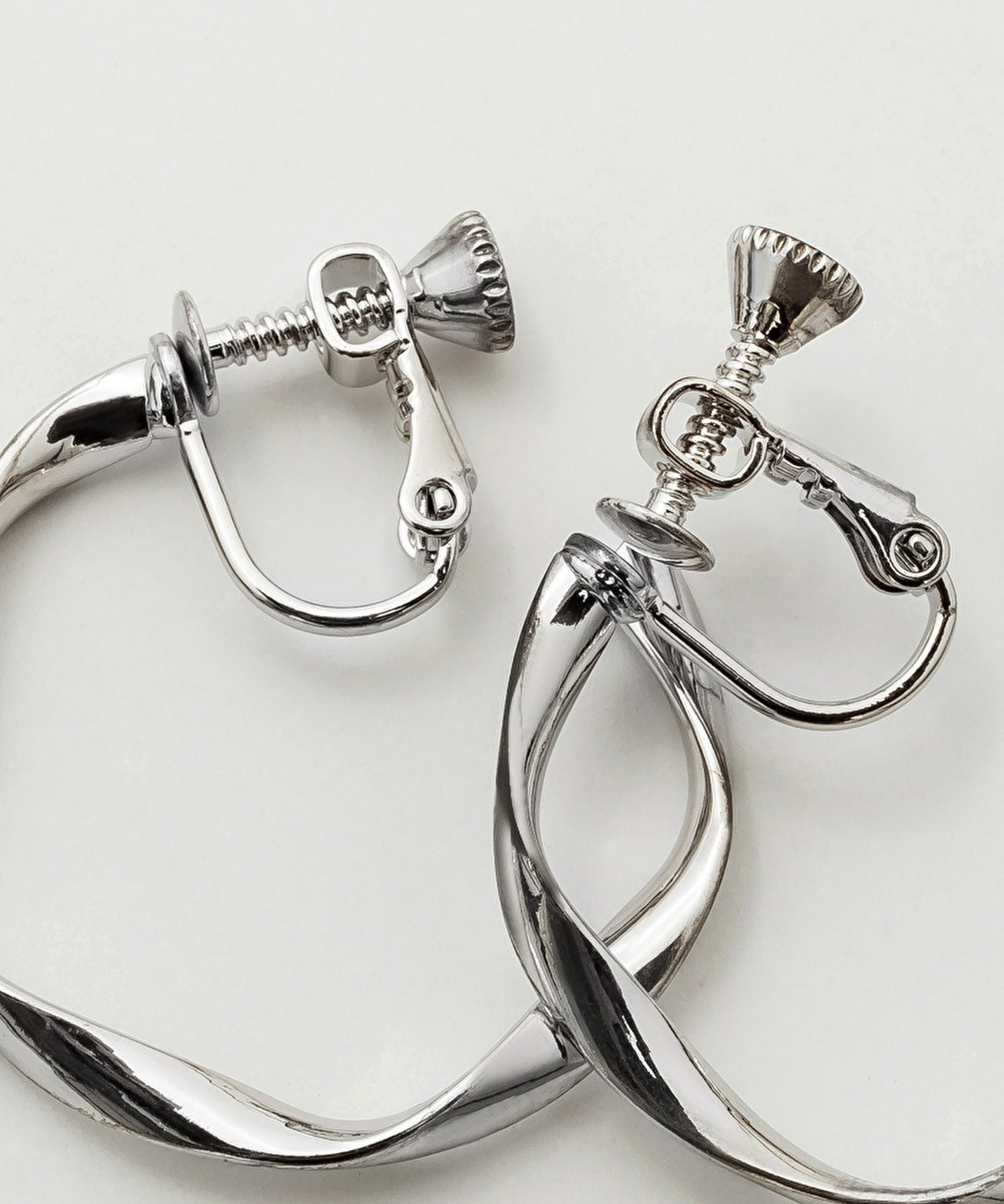 ciite' シーテ イヤリング ねじりフープイヤリング (両耳用)