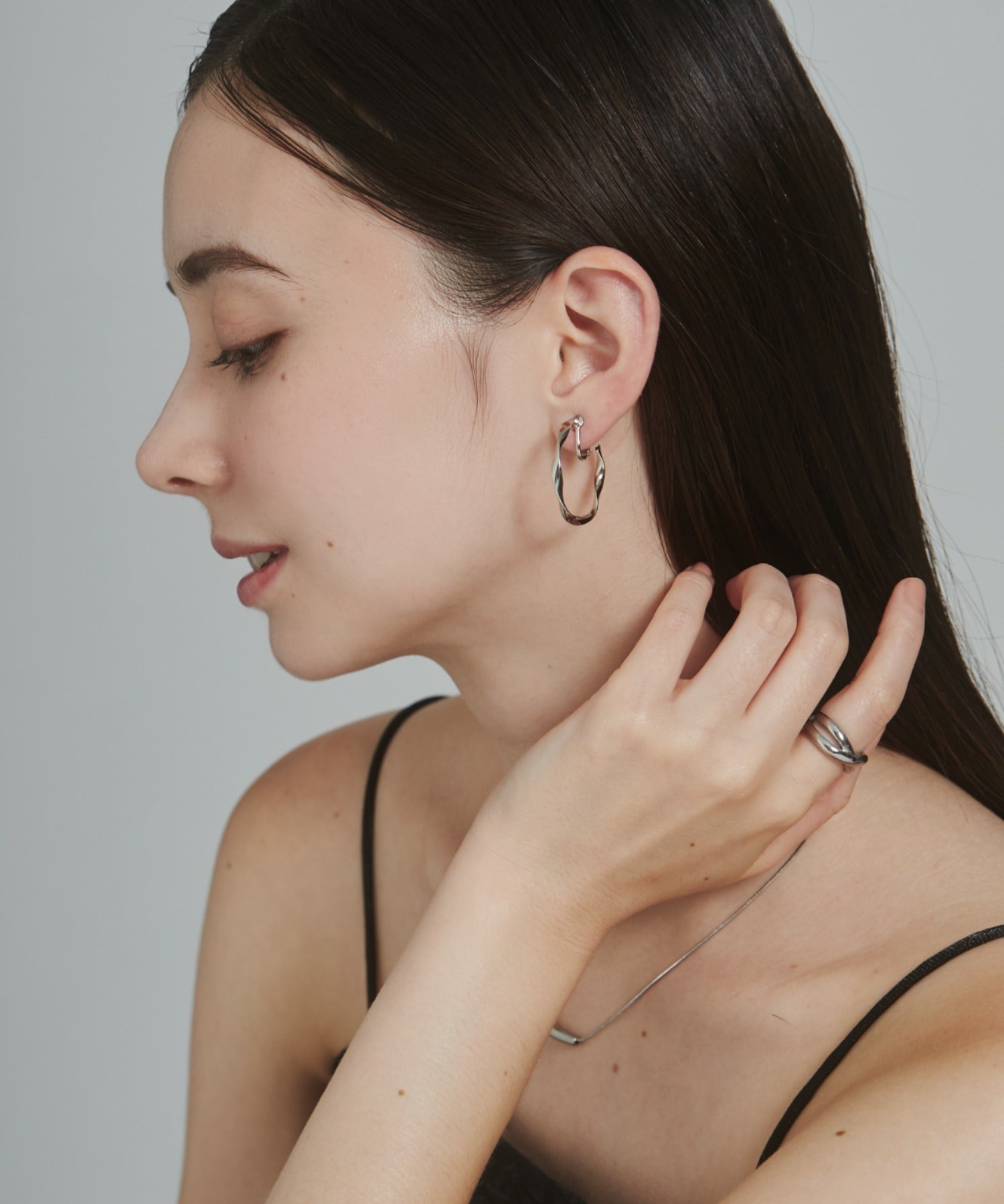 ciite' シーテ イヤリング ねじりフープイヤリング (両耳用)