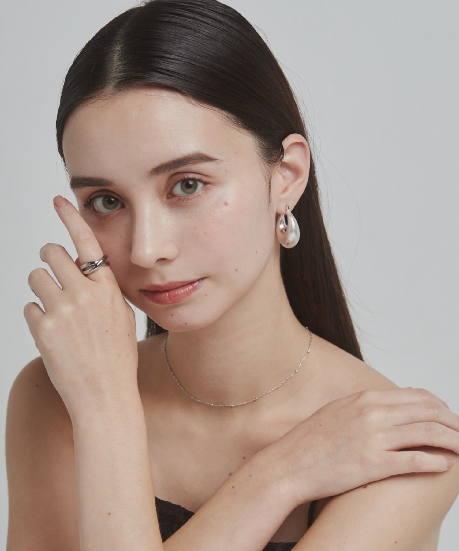 ciite' シーテ ピアス（両耳用） マットドロップフープピアス (両耳用)