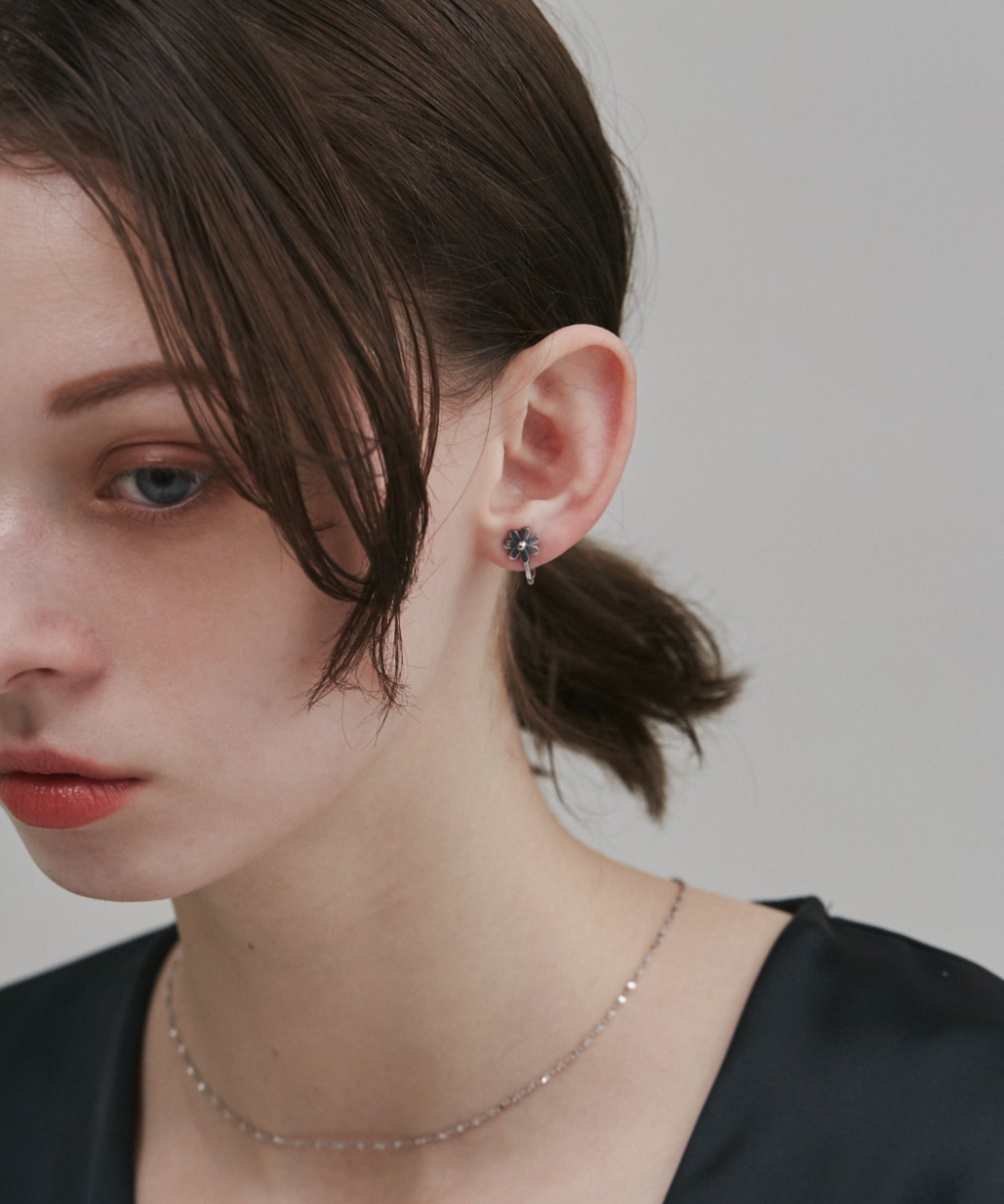 ciite' シーテ イヤリング 【 金属アレルギー対応 】 フラワーモチーフ イヤリング サージカルステンレス (両耳用)