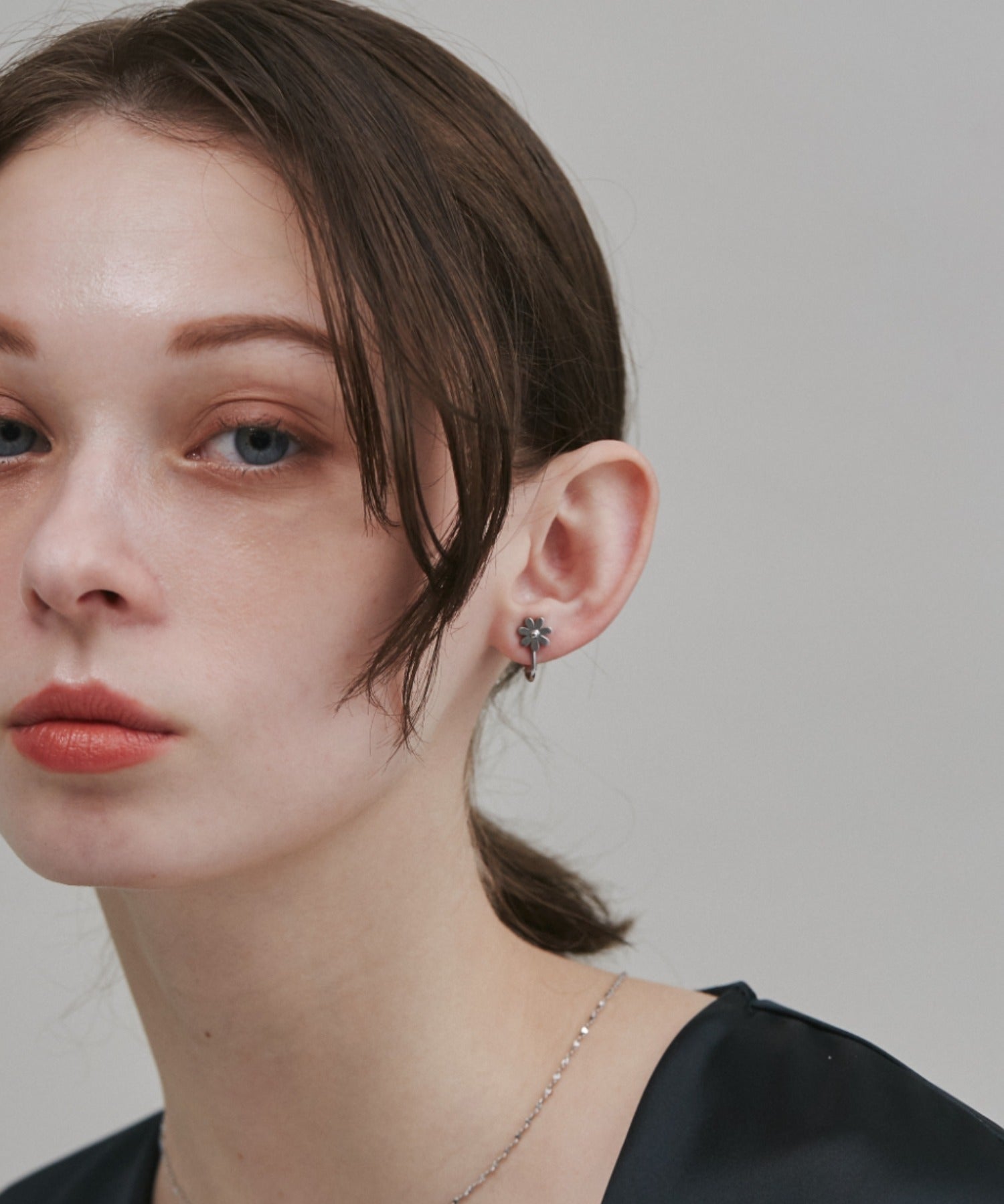 ciite' シーテ イヤリング 【 金属アレルギー対応 】 フラワーモチーフ イヤリング サージカルステンレス (両耳用)