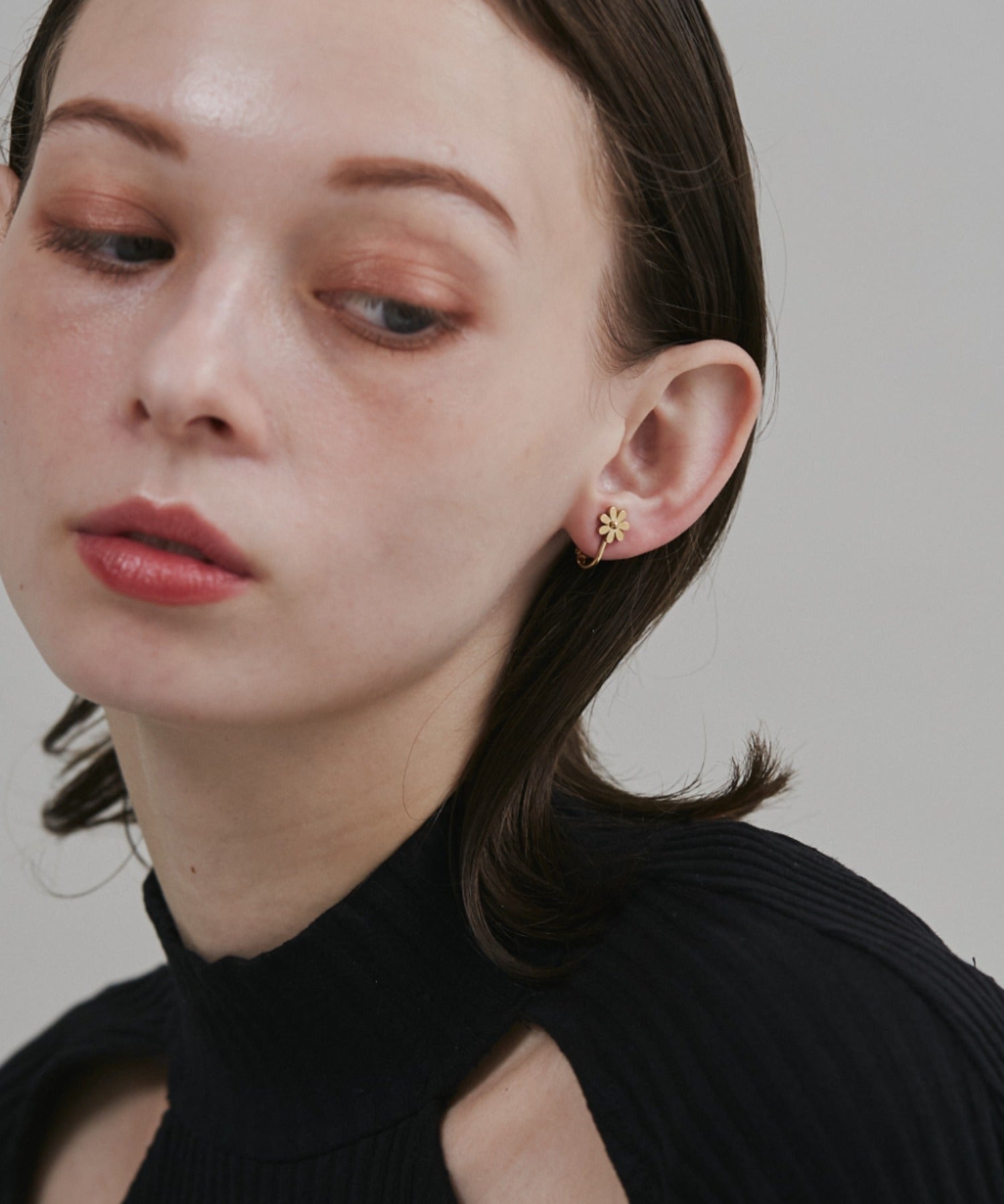 ciite' シーテ イヤリング 【 金属アレルギー対応 】 フラワーモチーフ イヤリング サージカルステンレス (両耳用)