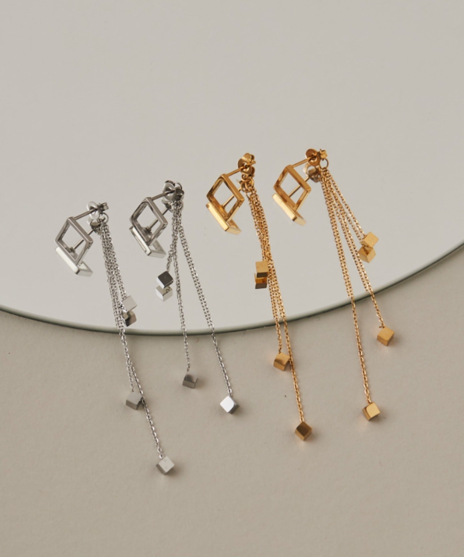 ciite' シーテ ピアス（両耳用） 【 金属アレルギー対応 】 モチーフロングピアス サージカルステンレス (両耳用)