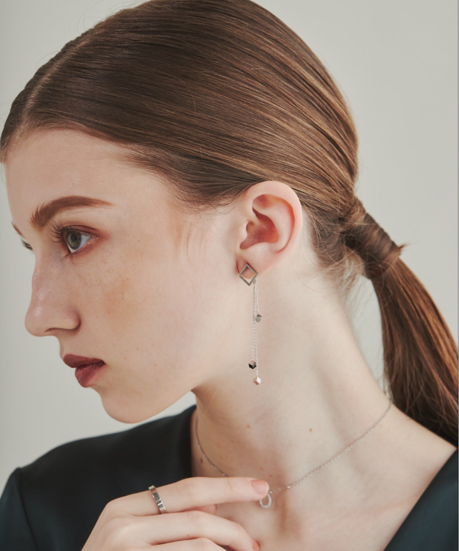 ciite' シーテ ピアス（両耳用） 【 金属アレルギー対応 】 モチーフロングピアス サージカルステンレス (両耳用)